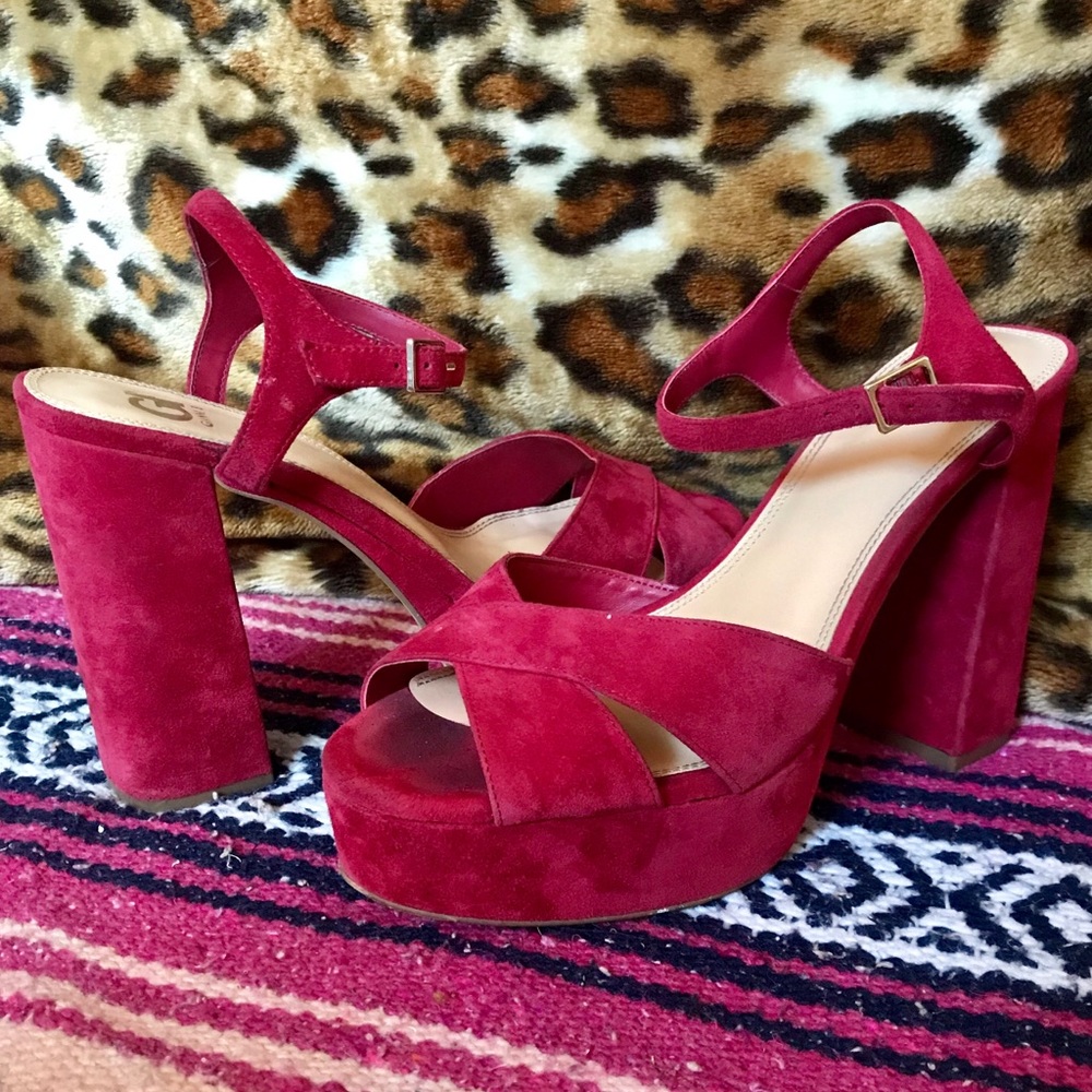 Gianni Bini Red Chunky Heels